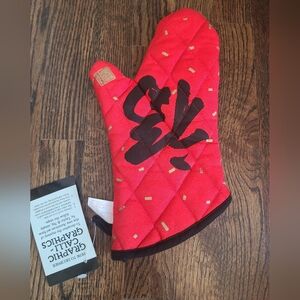 Taylor & Ng Graphic Calligraphics Oven Mitt 1985 Red Black Gold Vintage NEW